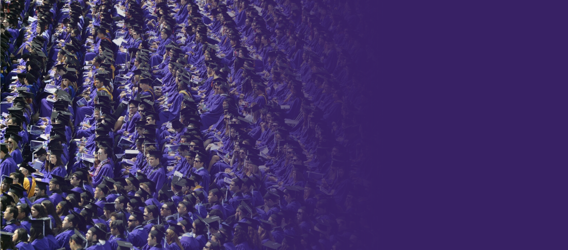 Picture of northwestern graduate crowd 